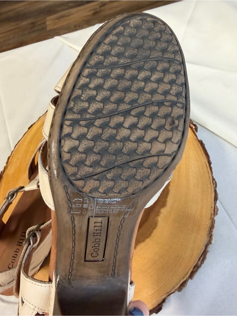 Cobb Hill Aubrey Cream T-Strap Buckle Woven Sandals with heels Women’s Size 9.5 - Picture 5 of 9